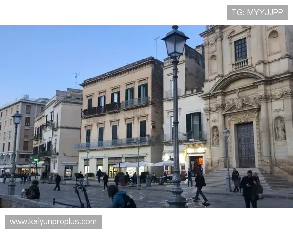 意大利莱切足球俱乐部所在地及周边文化旅游全景介绍 意大利莱切足球俱乐部所在地及周边文化旅游全景介绍
